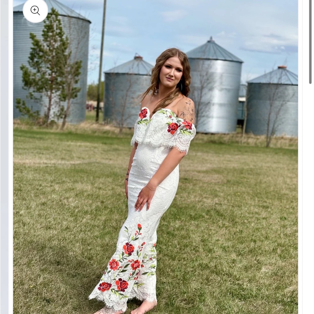 Floral Lace Off-Shoulder Dress NWT - Picture 4 of 6